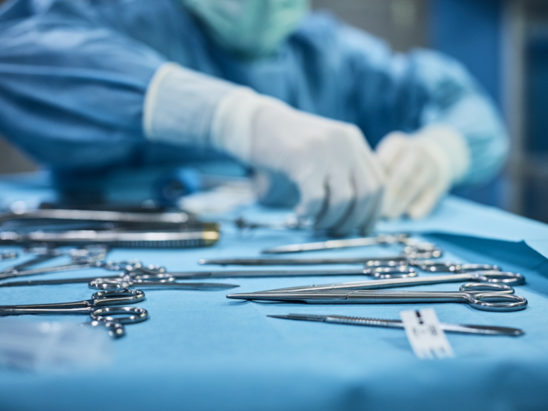 Home surgical instrument